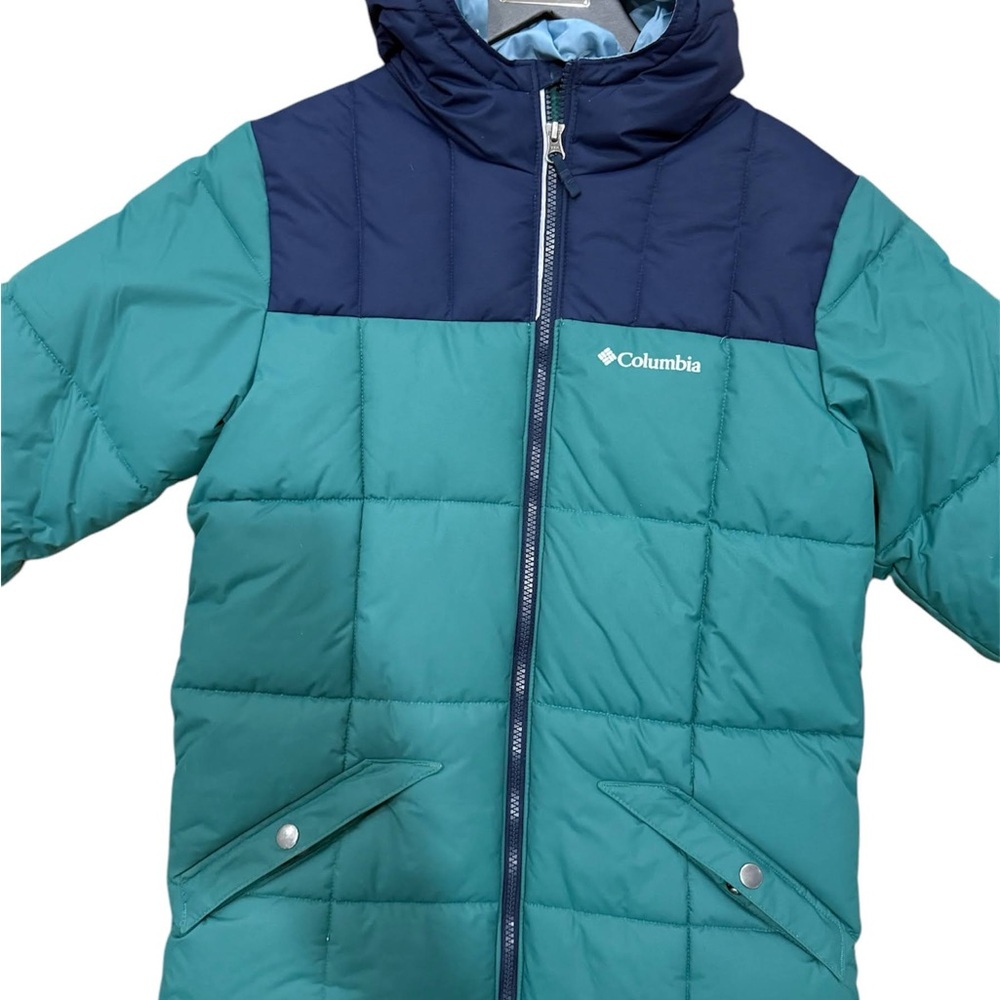 Columbia Blue and Green Quilted Jacket - Size Large (14 to 16)